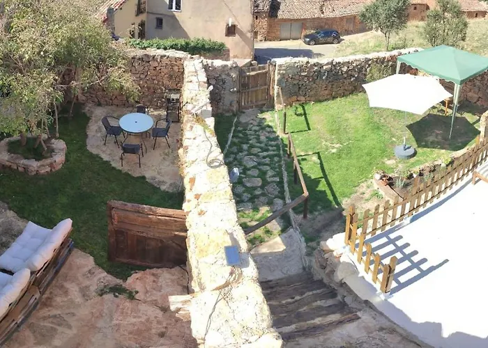 Casa vacanze Donde Elvira Valderroman